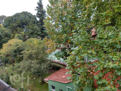 Image 25 - 256100
