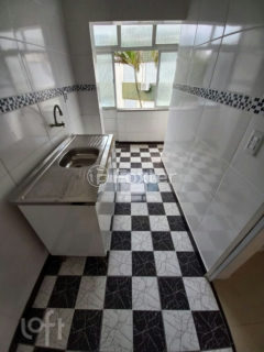 Image 16 - 269002