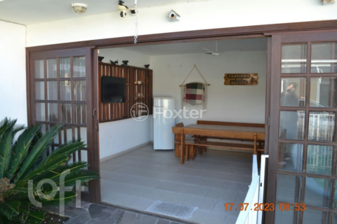 Image 23 - 270019