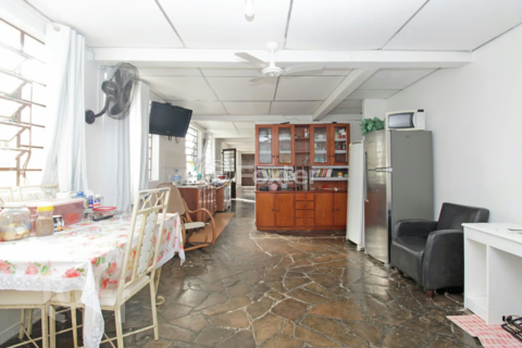 Image 20 - 270030