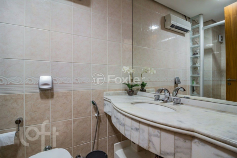 Image 21 - 270371