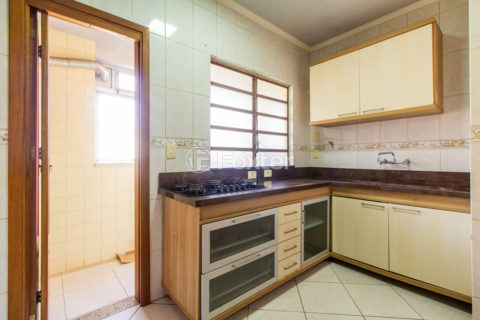 Image 21 - 272540