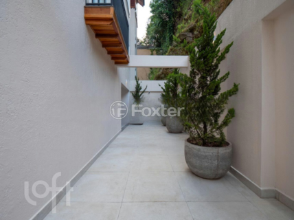 Image 39 - 272811