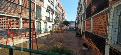 Image 19 - 273435