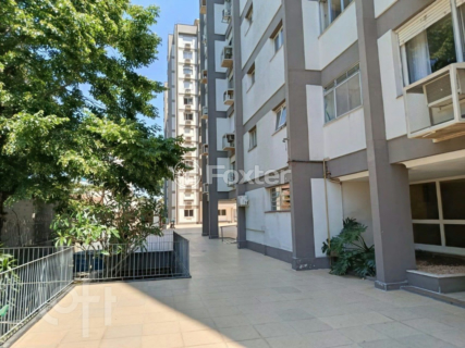 Image 39 - 273841