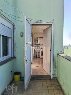 Image 20 - 274542