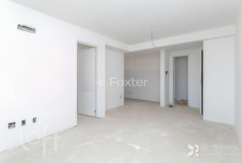 Image 6 - 275758