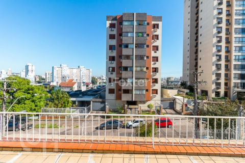 Image 33 - 275762