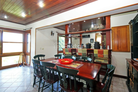 Image 38 - 277108