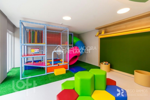 Image 34 - 278900