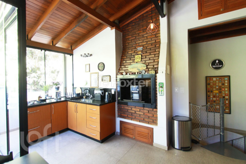 Image 20 - 279002