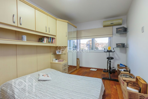 Image 33 - 280203
