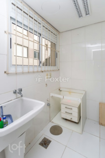 Image 35 - 280356