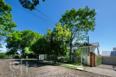 Image 37 - 281733