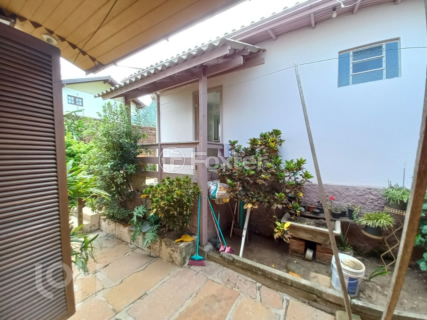 Image 25 - 282035