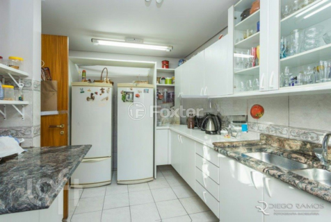 Image 25 - 282678