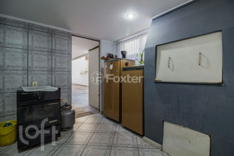 Image 29 - 284020