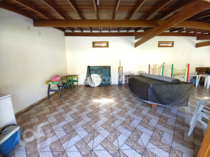 Image 35 - 284240