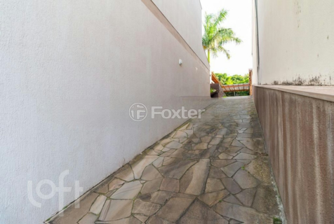 Image 33 - 284840
