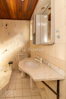 Image 11 - 284913