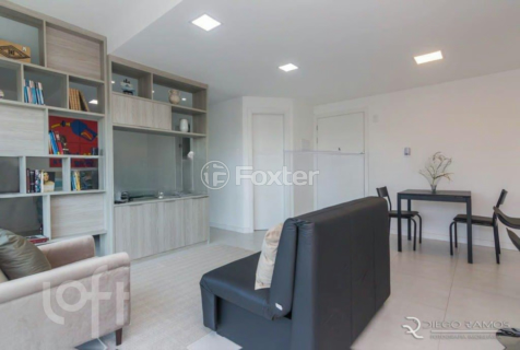 Image 3 - 285008