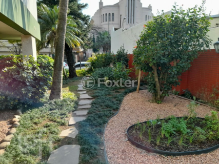 Image 33 - 285330