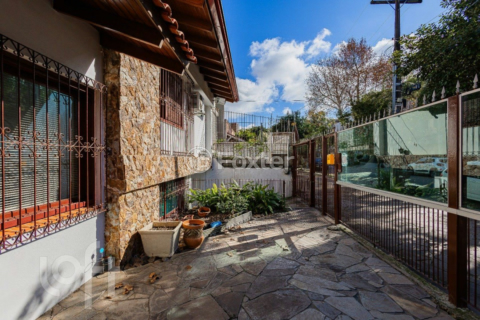 Image 41 - 285585
