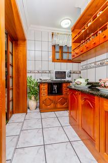 Image 32 - 287705