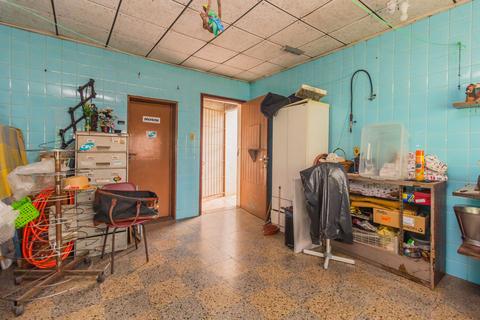 Image 40 - 288027