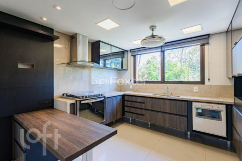 Image 24 - 292563