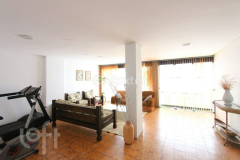 Image 20 - 293144
