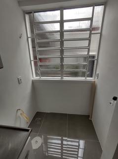 Image 31 - 294640