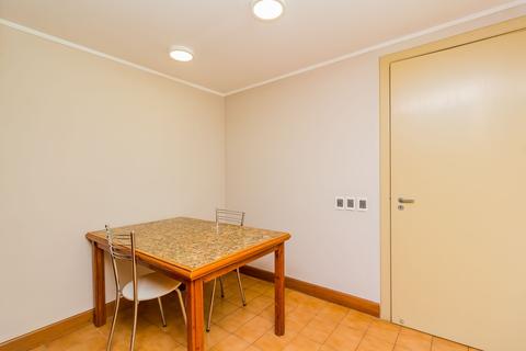 Image 34 - 294883
