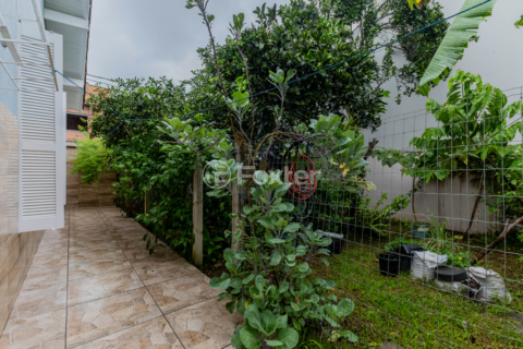 Image 47 - 295309