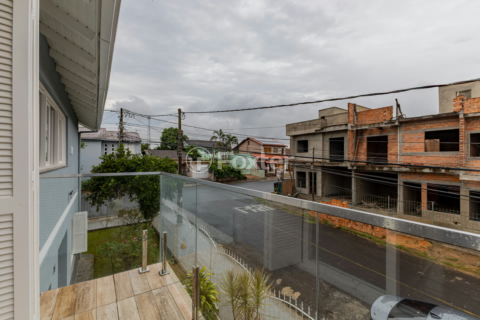 Image 29 - 295309