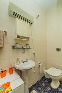 Image 50 - 295386