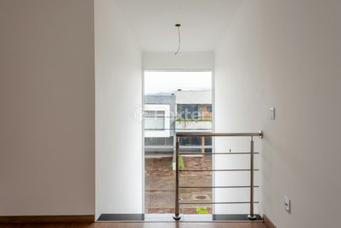 Image 31 - 295443