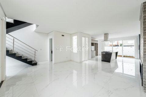 Image 4 - 295443