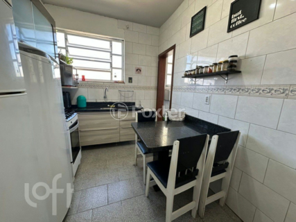 Image 20 - 295523
