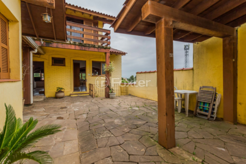 Image 23 - 295573