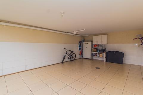 Image 30 - 295665
