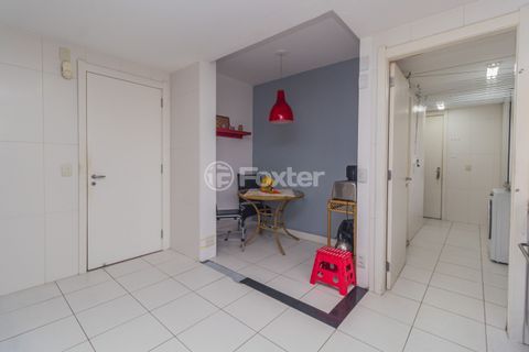 Image 31 - 295797