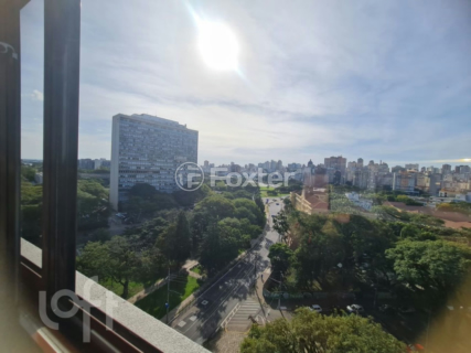 Image 10 - 297434