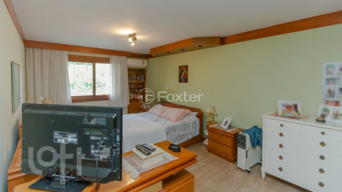 Image 31 - 297566