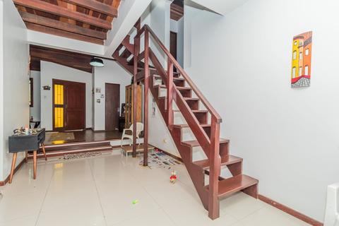 Image 22 - 298620