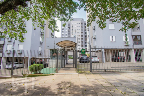 Image 34 - 299552