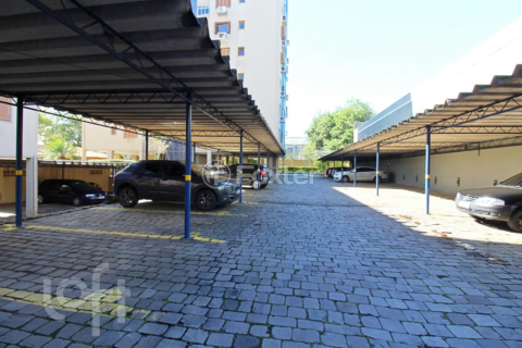 Image 23 - 299740