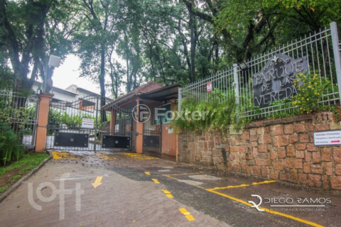 Image 33 - 299943