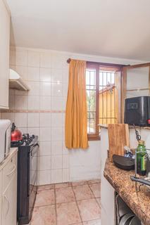 Image 30 - 300151