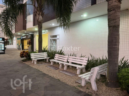 Image 1 - 300789